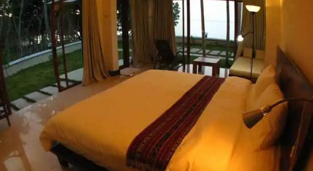Pulau Weh Resort, Book Resort Hotels in Sumatra with Breakfast, Breakfasts