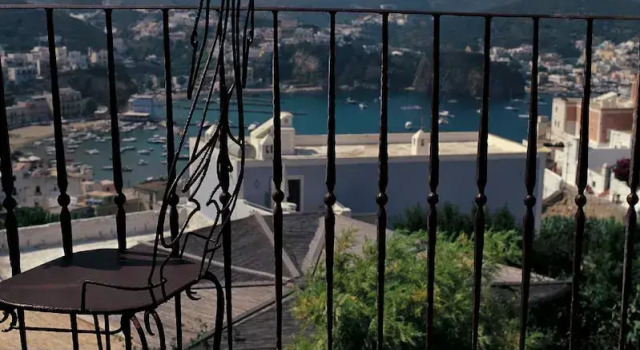 Deluxe Dreier Zimmer mit Balkon und mit Meerblick Villa Laetitia