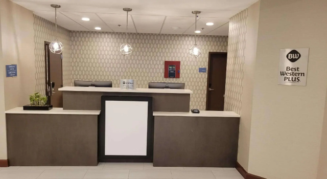 Best Western Plus South Holland/Chicago Southland