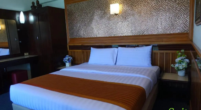 Люкс Serene Hotel