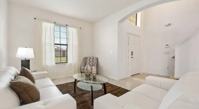 6 bedroom luxury home at Veranda Palms, Rezerwuj Hotel Hotele w Kissimmee z parkingiem, Parking