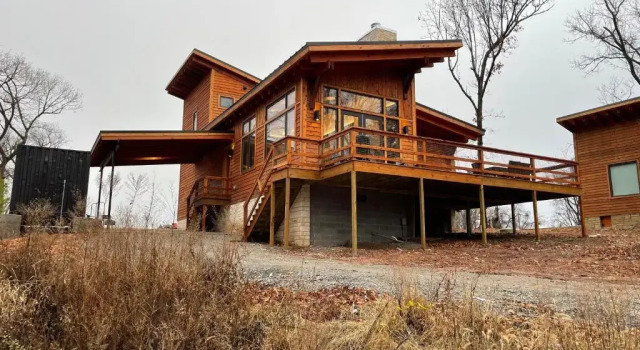 Коттедж с 3 комнатами The Twin Retreat - Cabin #2