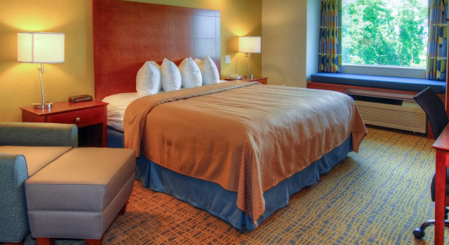 Standard Doppel Zimmer Clarion Pointe Staunton East