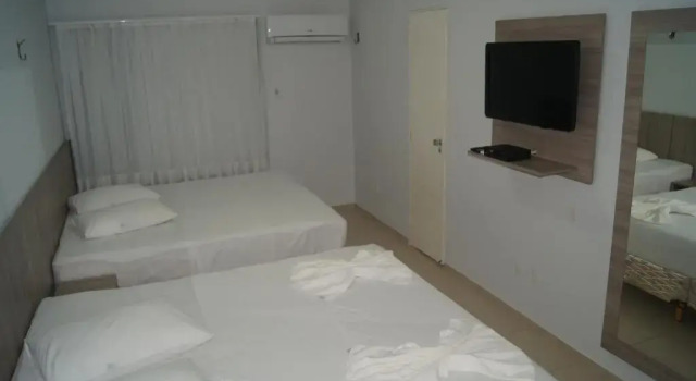 Четырёхместный номер Standard Hotel Fortaleza Inn