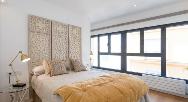 Апартаменты Chezmoihomes Plaza Nueva Penthouse