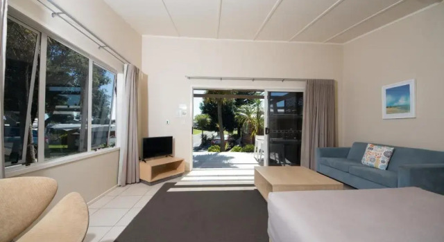 Двухместная студия seafront Tasman Holiday Parks - Papamoa Beach