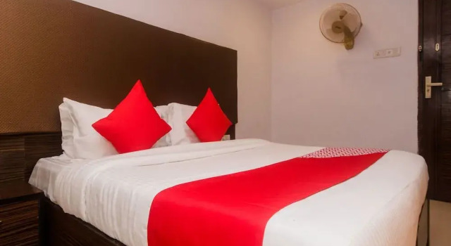 OYO 19028 Hotel Palm Star, Забронировать Отель Отели штата Махараштры 3 звезды, 3*