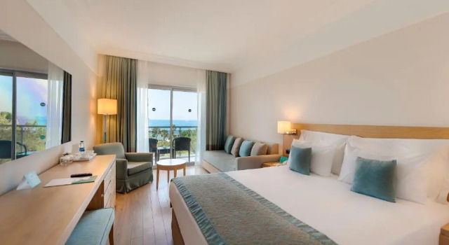 Трёхместный номер Standard Turquoise Hotel