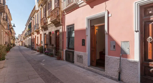 Il Borgo, Забронировать Отель «постель и завтрак» Кальяри Южная Сардиния
