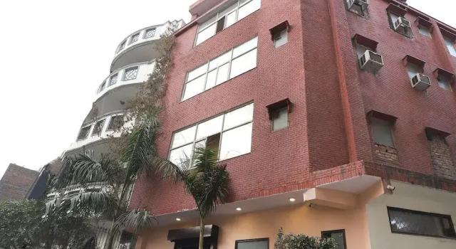 OYO 24436 Ramji 7 Grand