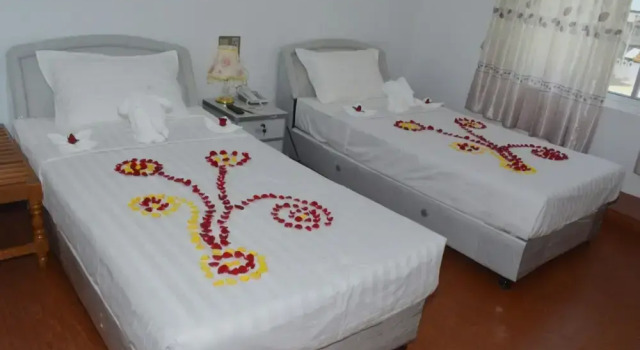 Коттедж Executive Hotel Myat Nan Taw