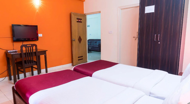 OYO 6823 Apartment Bellandur, Забронировать Апартаменты/квартира Бангалор штат Карнатака, рядом с Озеро Белландер
