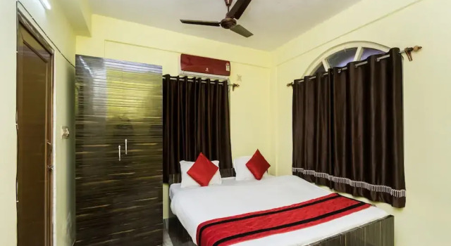 OYO 10919 Amar Raj Rooms