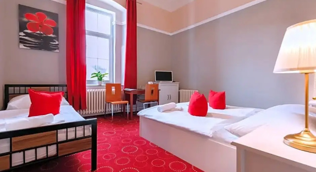 MYOSH Hotel