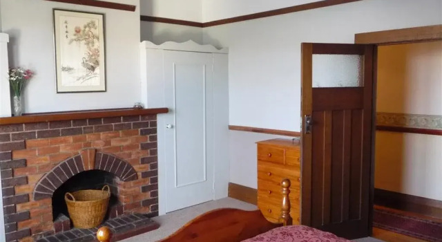 Launceston Apartments & Cottages, Book Apartment Launceston 