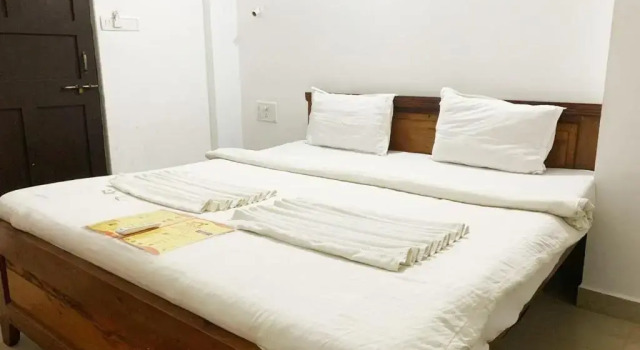 Mehar Rooms, Prenota Hotel Baga 