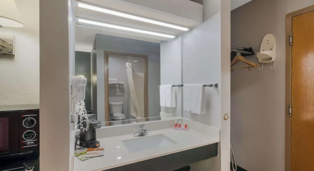 Двухместный номер Standard Econo Lodge Inn & Suites Diamondhead