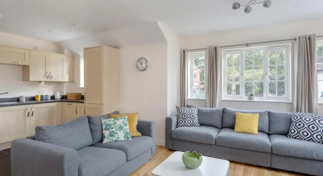 Апартаменты Luxury Hitchin Apartment, Great Town Centre Location - With Parking