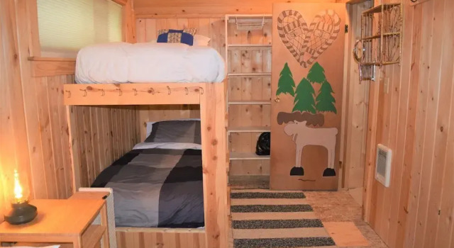 Cowlitz River Cabin, Забронировать Дом для отпуска Коттеджи Паквуд, Коттедж