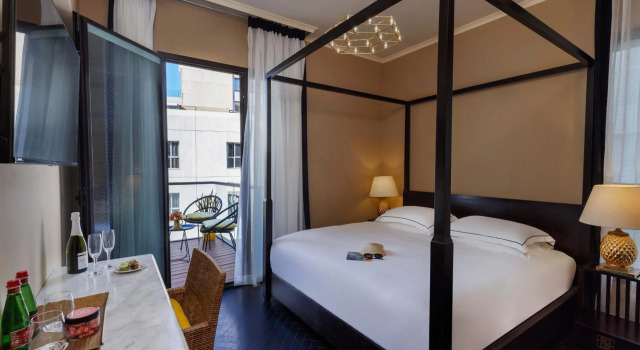 Brown Beach House Tel-Aviv, a member of Brown Hotels, Забронировать Отель Отели Тель-Авива с парковкой, рядом с Пляж Иерусалим, Парковка