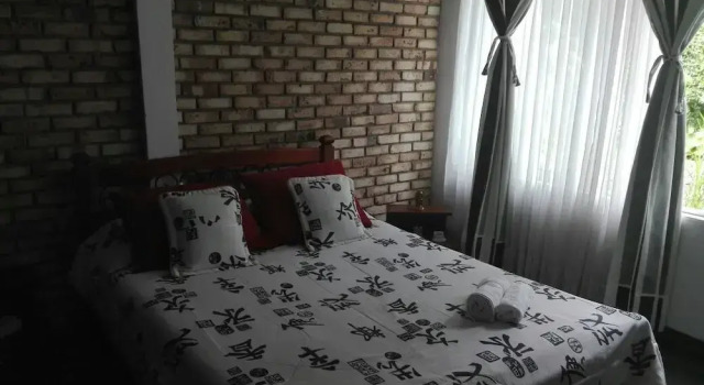 Espectacular chalet con piscina, Rezervovat Chata Chaty v Santander, Chalupa