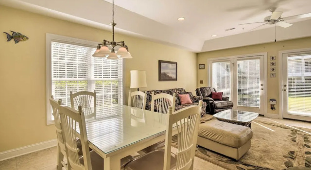 Апартаменты Stunning Sunset Beach Condo: 3 Mi to Beach!