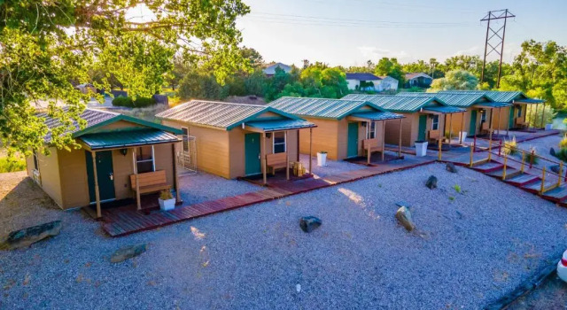 Номер Standard South Platte Cabins & Kennels