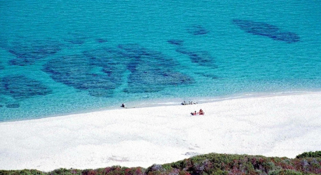 Chic Romantic Getaway in Lile Rousse, Забронировать Апартаменты/квартира Отели в центре Л'Иль-Рус, в центре