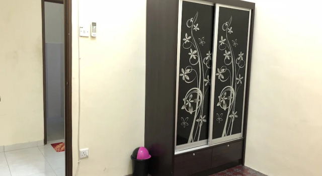 Семейный коттедж с 4 комнатами Seri Permai Homestay Pekan Pahang