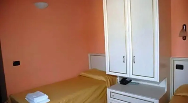 Albergo Montenerone, Rezervovat Hotel  