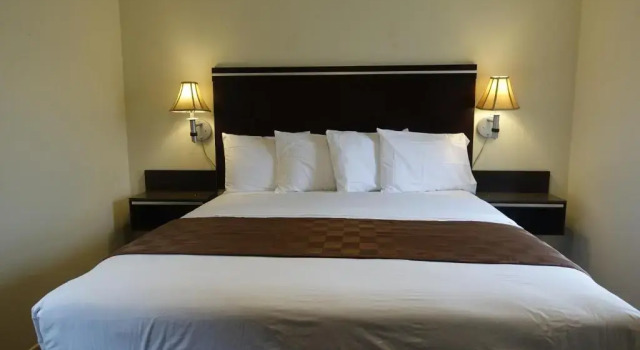 Номер Standard Baycities Motel