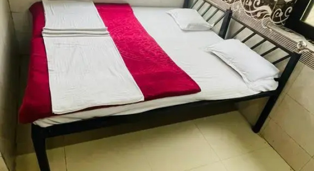 Spot On 85212 Hotel Vaibhav, Забронировать Отель Отели штата Раджастхана с парковкой, Парковка