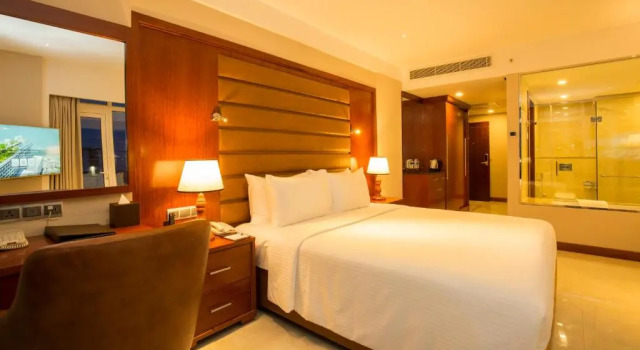 Двухместный номер Signature Marino Beach Colombo