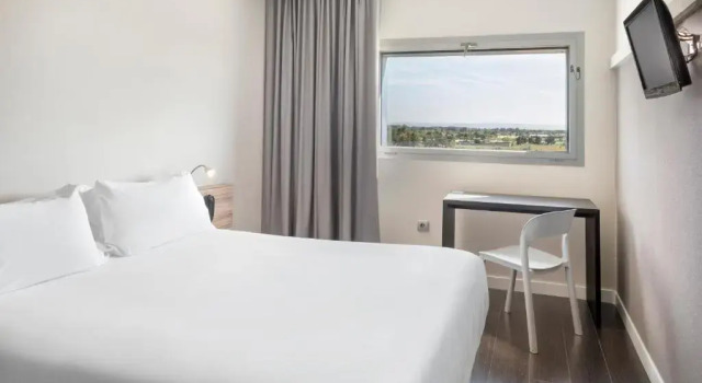 Номер Superior B&B HOTEL Albacete