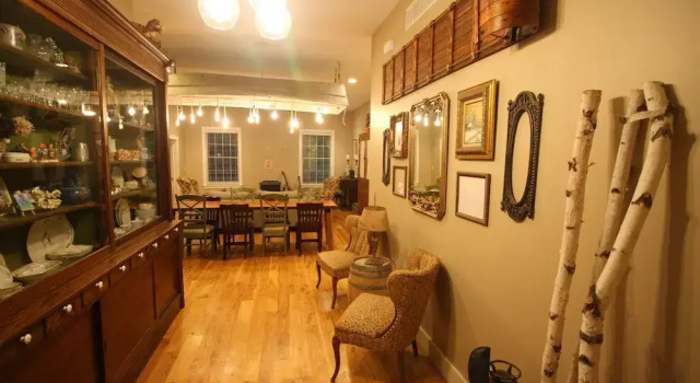 Коттедж Superior с 5 комнатами Goldberry Woods- A Modern Farm Resort