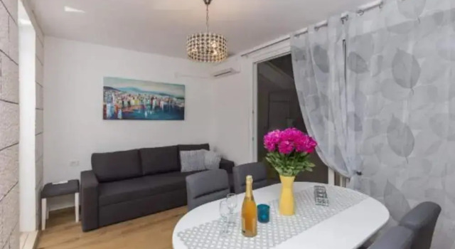 Апартаменты Apartment Hitri - One Bedroom Apartment With Terrace and Garden View