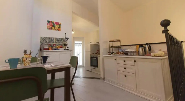 Il sentiero dellItria - Camere con vista, Book Hotel Hotels in Sicily with Parking, Parking