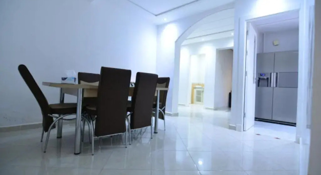 Recidence Ires 66, Rezerwuj Hotel Hotele w Tanger-Tetouan z parkingiem, Parking