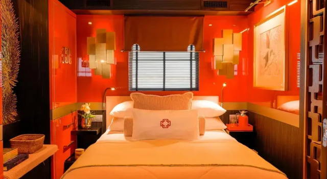 House of Hütter - Floating Home Goldfinger, Book Hotel Formentera Spain