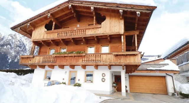 Beautiful Apartment in Alpbach With 1 Bedrooms and Wifi