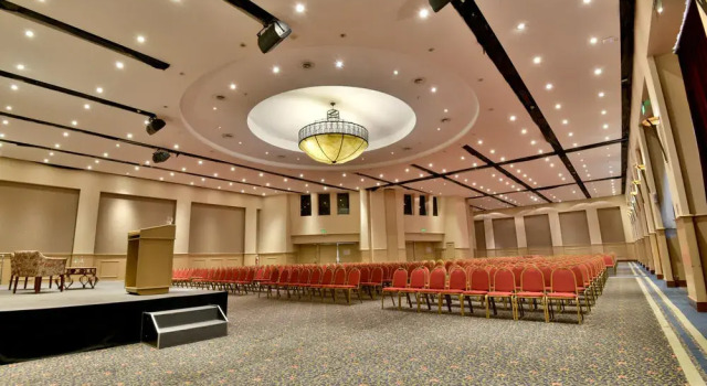 Holiday Inn Cordoba by IHG, Забронировать Отель Кордова Провинсия де Кордоба