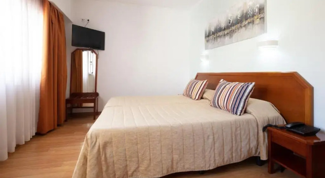 Четырёхместный номер Standard Hotel Anjos