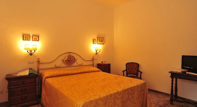 Le Camere dei Magi, Prenota Hotel Manciano Toscana