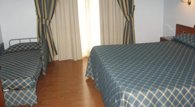 Трёхместный номер Standard Hotel Levante