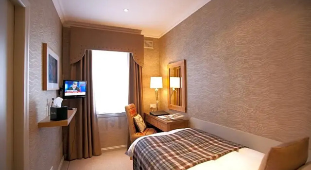 Номер Executive Burts Hotel
