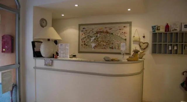 Hotel Giongo, Забронировать Отель Отели Споторно 3 звезды, 3*