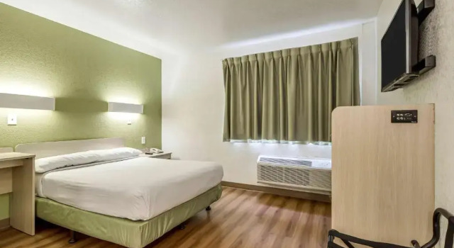 Двухместный номер Deluxe Motel 6 Ogden, UT- Downtown