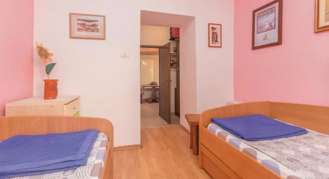 Nice Home in Buje With Wifi and 1 Bedrooms