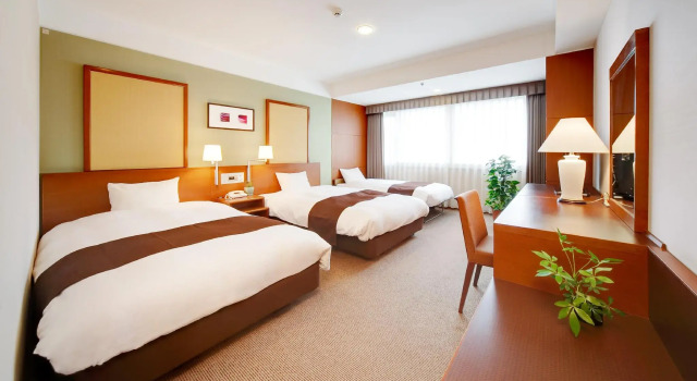 Трёхместный номер Standard Meitetsu Grand Hotel