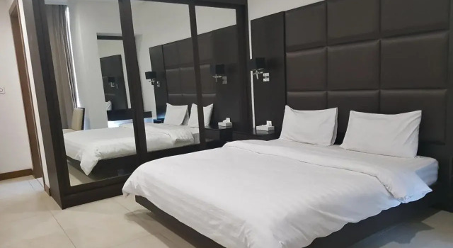 Pearl Suites, Забронировать Отель Отели Манамы с парковкой, рядом с Juffair Mall, Парковка